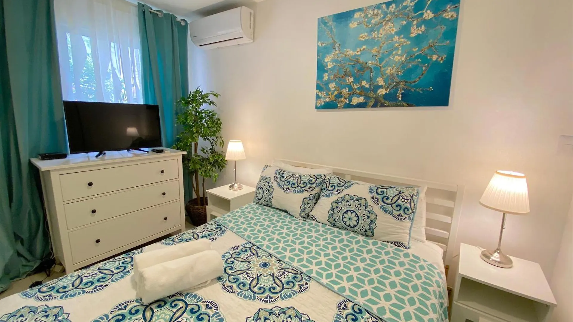 Los Corales Villas And Suites - Beach Club, Spa, Restaurants Punta Cana Hotel