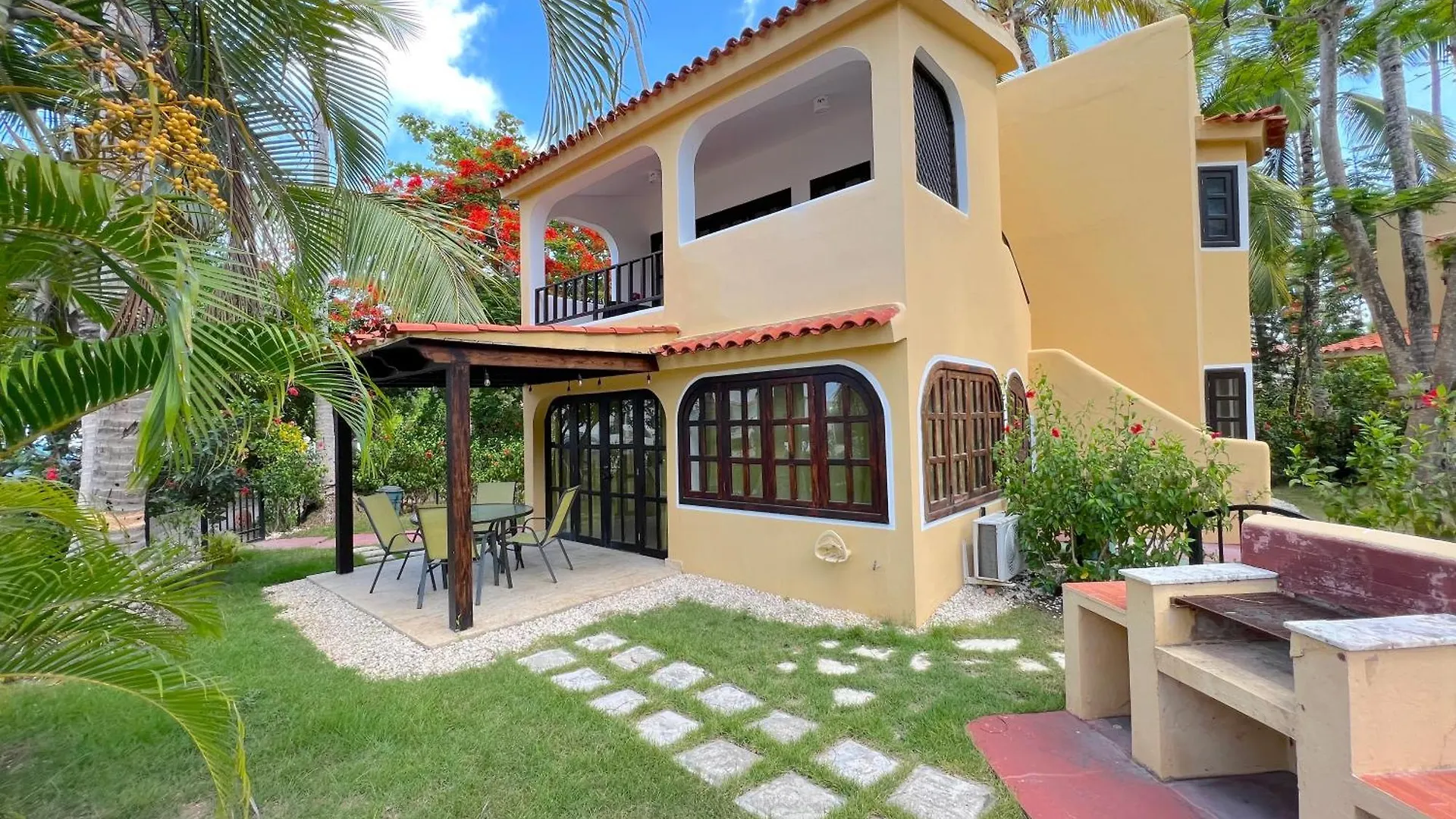 Los Corales Villas And Suites - Beach Club, Spa, Restaurants Punta Cana 5*,  República Dominicana